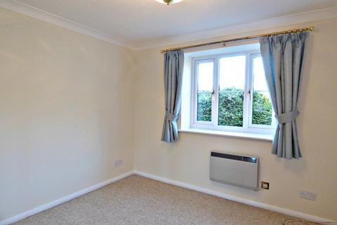 1 bedroom apartment to rent - Dolphin Court