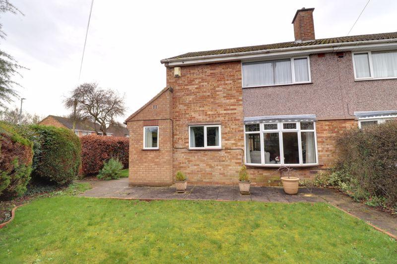 Tiverton Avenue, Stafford ST17 3 bed semidetached house for sale £