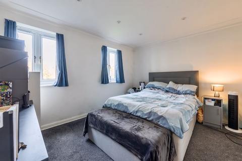 1 bedroom flat for sale, Walsingham Close, Hatfield