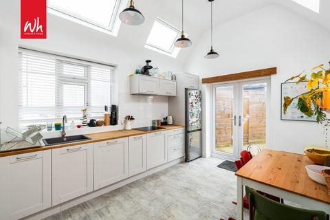 3 bedroom semi-detached house for sale, Holmes Avenue, Hove