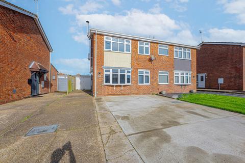 7 Avon Close, Rochford, SS4 3AB