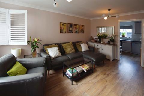 4 bedroom terraced house for sale - Lawnhurst Avenue, Wythenshawe, M23 9RW, M23