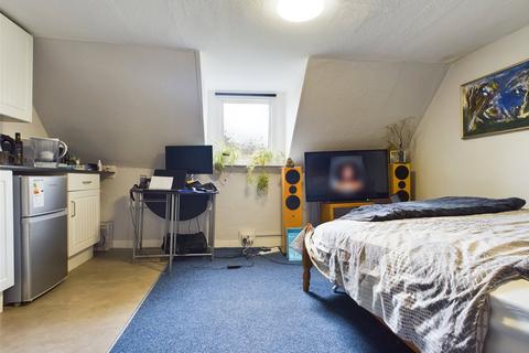 Studio to rent - Grand Parade, Room 7, Brighton, BN2