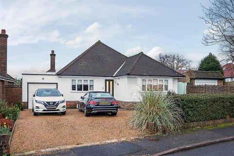 20 Mountwood Close, South Croydon, CR2 8RJ
