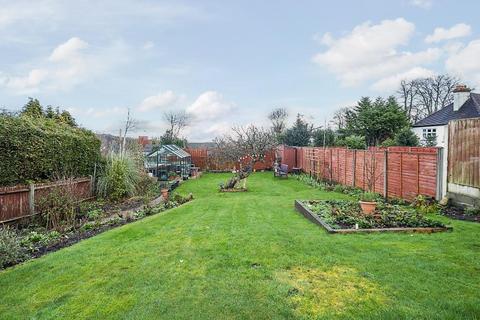 20 Mountwood Close, South Croydon, CR2 8RJ