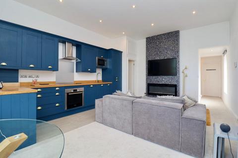 1 bedroom flat for sale, Sea Road, Westgate-on-sea, Kent, CT8 8QG