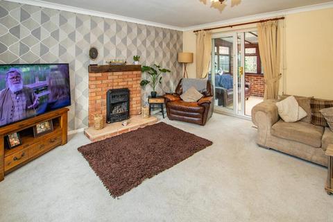 3 bedroom semi-detached house for sale, Herriot Way, Loughborough, Leicestershire, LE11 4RW