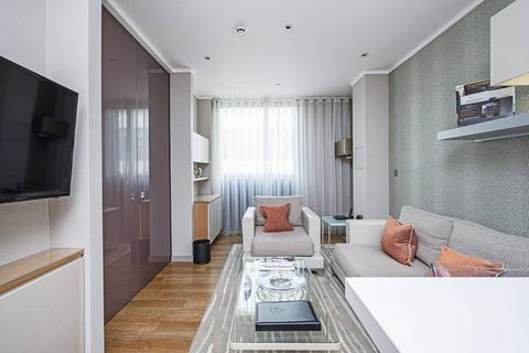 2 bedroom flat to rent, Lower Thames Street, City, London, EC3R