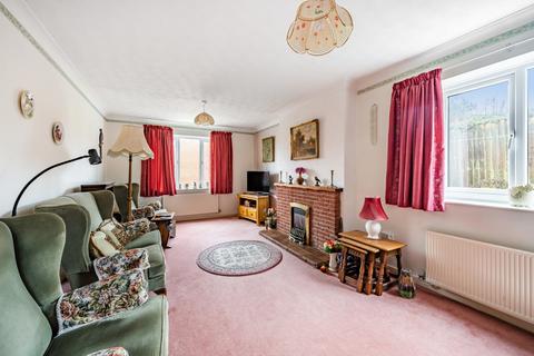 3 bedroom bungalow for sale, Hillside Close, Evesham, Worcestershire