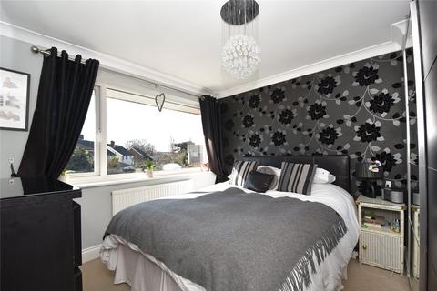3 bedroom semi-detached house for sale - Canterbury Close, Dartford, Kent, DA1