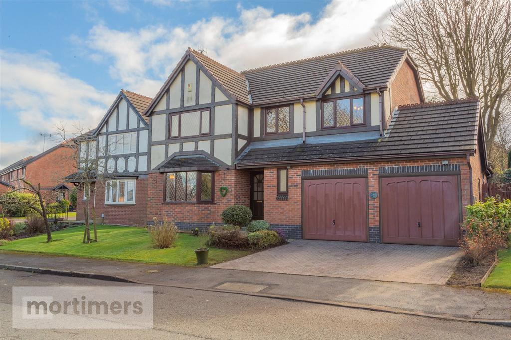 The Rydings, Langho, Blackburn, Lancashire, BB6 5 bed detached house