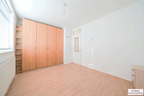 2 bedroom apartment for sale, Nursery Road, Pinner, Middlesex