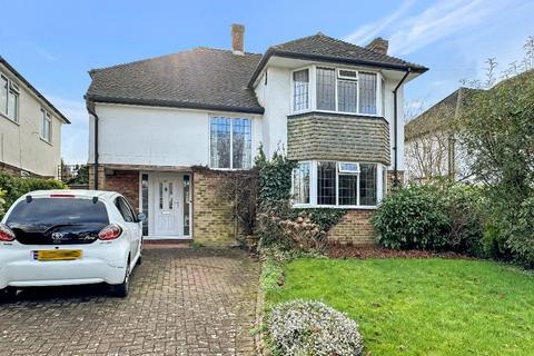 4 bedroom detached house for sale - Glebe Hyrst, Sanderstead, Surrey, CR2 9JJ
