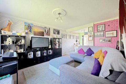 2 bedroom terraced house for sale - Summerdown Walk, Trowbridge, Wiltshire, BA14 0LE