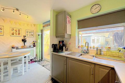 72 Summerdown Walk, Trowbridge, BA14 0LE