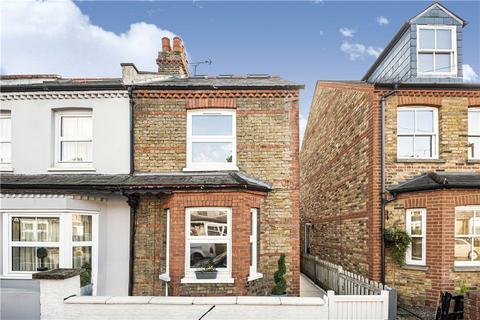 3 bedroom end of terrace house for sale - Victor Road, Windsor, Berkshire