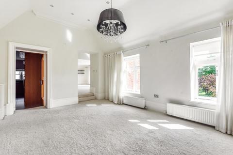 2 bedroom flat for sale, Bedwell Park, Essendon AL9
