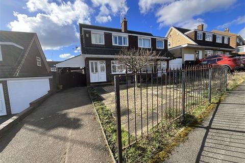 5 Bluebird Hill, Aston, Sheffield, S26 2GN