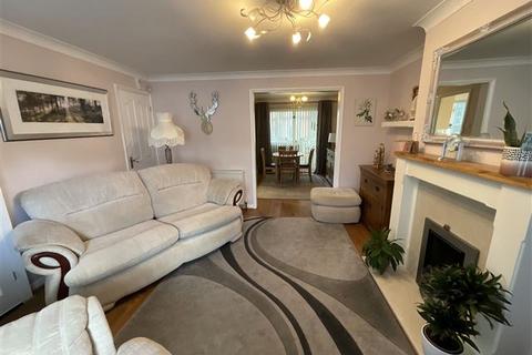 5 Bluebird Hill, Aston, Sheffield, S26 2GN