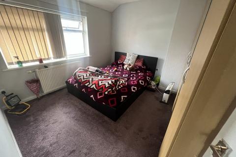 3 bedroom semi-detached house to rent - Elswick Grove, Birmingham B44