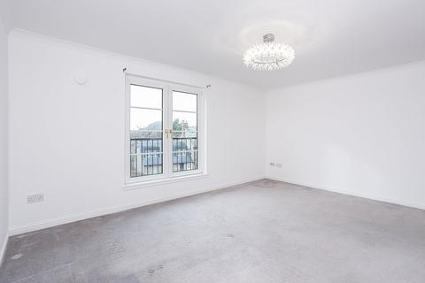 213/6 Duddingston Park South, EH15 3EJ