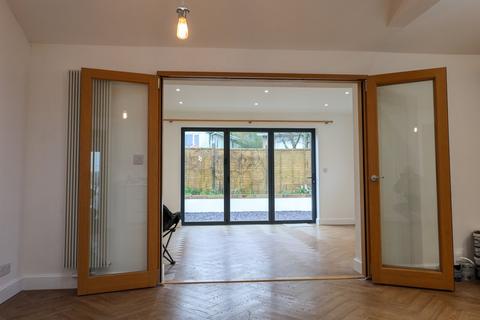 6 Haddon Way, Carlyon Bay, St Austell, PL25 3QG