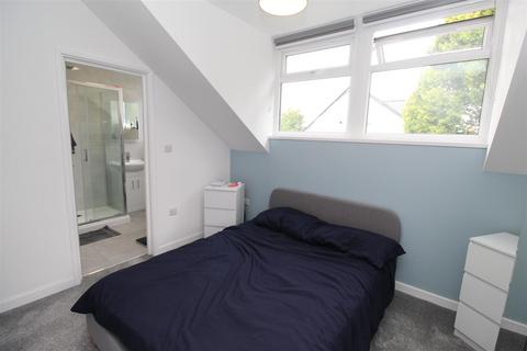 1 bedroom house to rent, Princes Street, Cardiff CF24