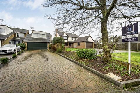 2 Hyburn Close, Bricket Wood, St Albans, AL2 3QX