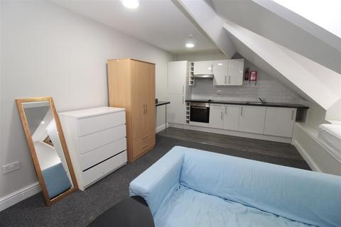 1 bedroom flat to rent, Monthermer Road, Cardiff CF24