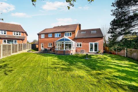 6 bedroom detached house for sale, The Spinney, Atherstone CV9