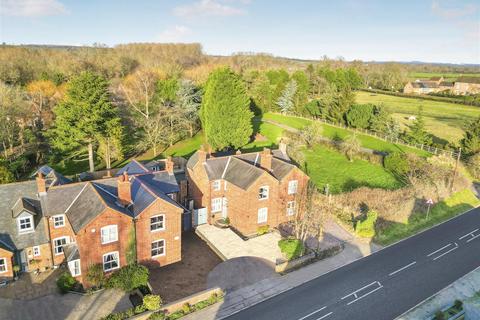 3 bedroom semi-detached house for sale, 3 The Cottages, Mill Lane, Atherstone CV9