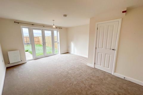 3 bedroom end of terrace house to rent - Lavender Way, West Meadows, Cramlington
