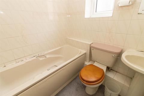 27 Burdon Park, Sunniside, Newcastle Upon Tyne, NE16 5HA
