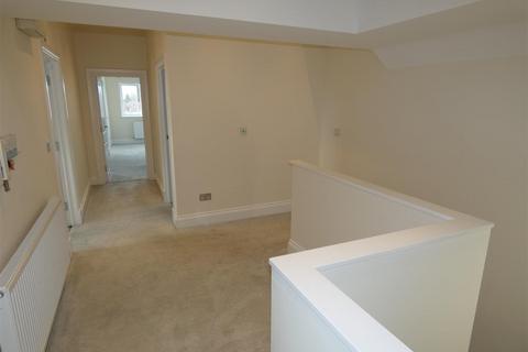 3 bedroom property for sale - Birmingham Road, Sutton Coldfield