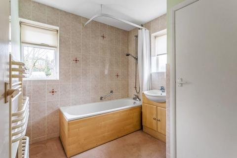 74 Ashcombe Road, Dorking, RH4 1NA