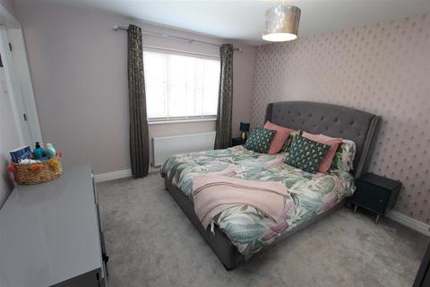 5 Parc Derwen, Denbigh, LL16 5TJ
