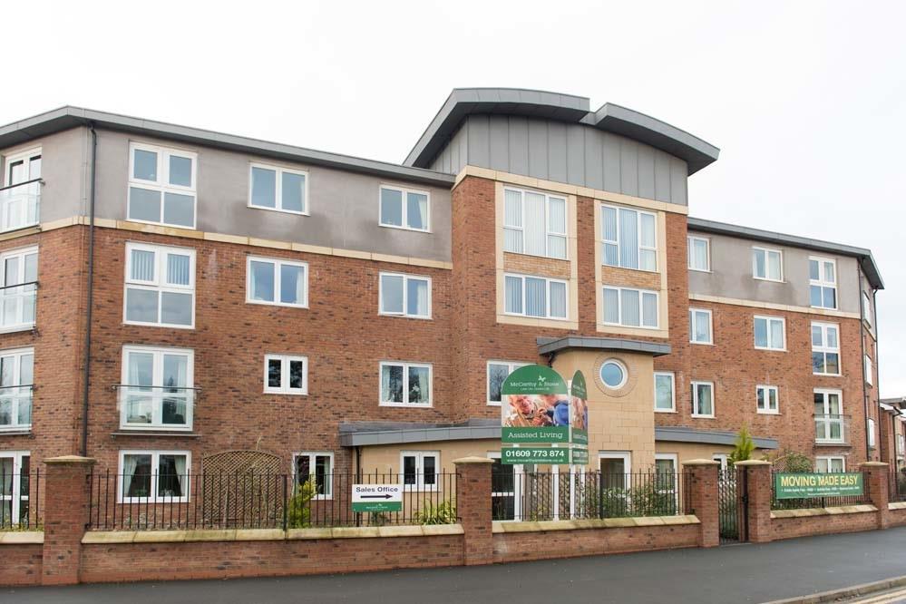 Maplas Court Exterior6 17 Jan14.jpg