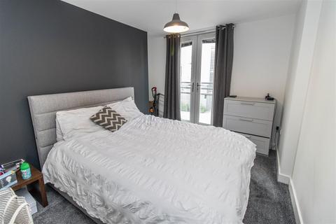 2 bedroom apartment for sale - Worsdell Drive, Gateshead NE8