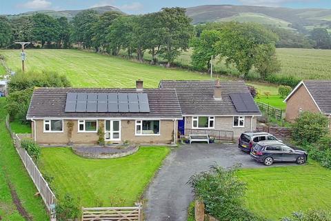 4 bedroom detached bungalow for sale, Llandyrnog, Denbigh LL16