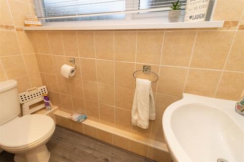 18 Fellside, Birtley, Chester Le Street, DH3 2NE