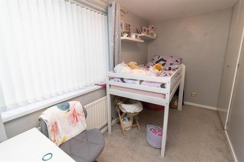 18 Fellside, Birtley, Chester Le Street, DH3 2NE