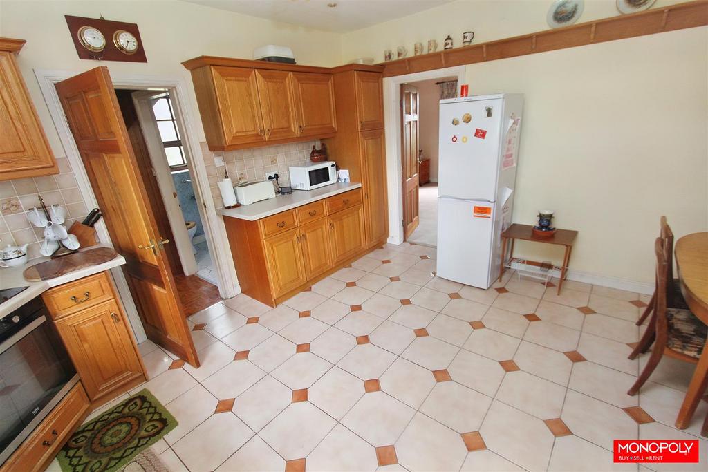 Annex Kitchen.jpg