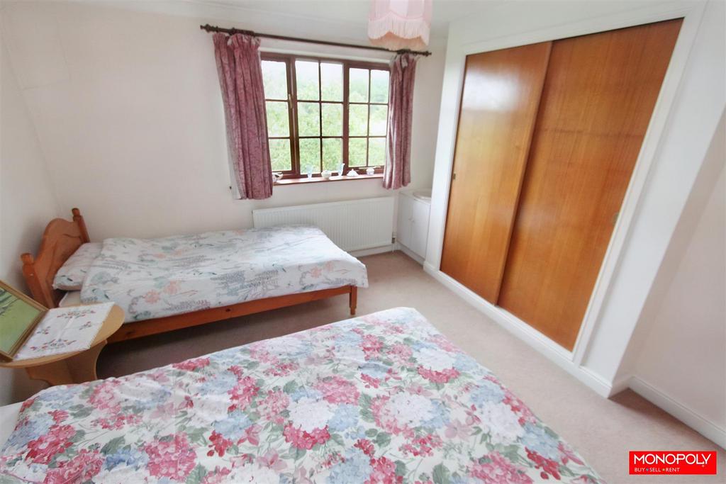 Annex Bedroom 2...jpg
