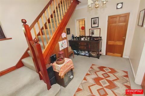 Maes-y-parc Mold Road, Denbigh, LL16 4BN