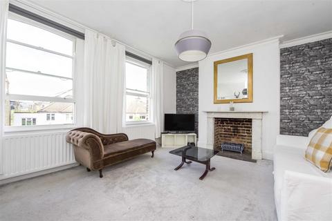 1 bedroom flat for sale, Queens Road, Twickenham