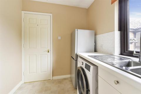 84 Farriers Road, Epsom, KT17 1LR