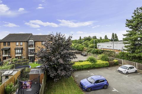 84 Farriers Road, Epsom, KT17 1LR