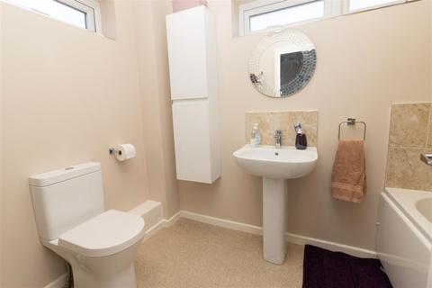 83 Bryans Leap, Burnopfield, Newcastle Upon Tyne, NE16 6BT