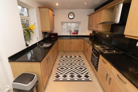 3 bedroom terraced house for sale, Glebe Terrace, Gateshead NE11