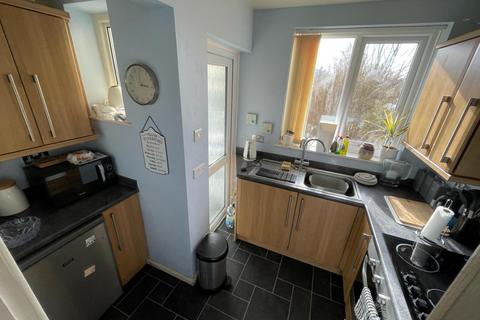 2 bedroom semi-detached house for sale, The Meadway, Redditch